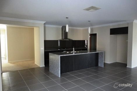 Property photo of 18 Pearce Circuit Point Cook VIC 3030