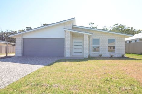 Property photo of 53 Albatross Way Old Bar NSW 2430