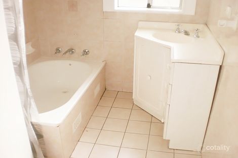 Property photo of 37 Stornaway Road Queanbeyan NSW 2620