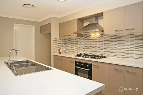 Property photo of 11 Stapleton Avenue Colebee NSW 2761