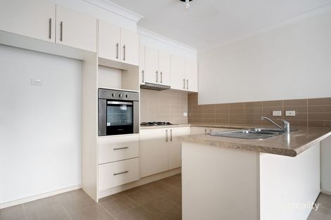 Property photo of 2/424 McClelland Drive Langwarrin VIC 3910