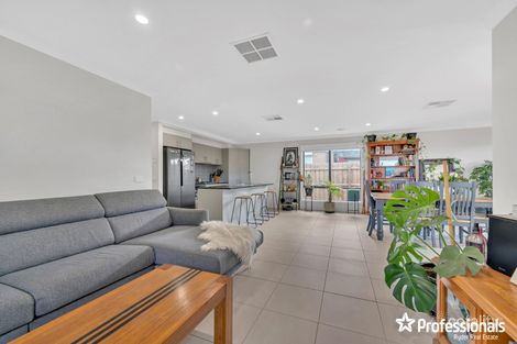 Property photo of 58 Toolern Waters Drive Weir Views VIC 3338