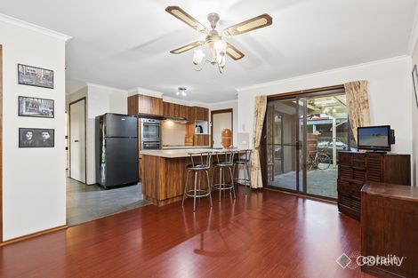 Property photo of 23 Eildon Road Endeavour Hills VIC 3802