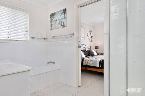 Property photo of 32 Benowa Drive Taranganba QLD 4703