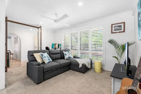 Property photo of 311 Wondall Road Wynnum West QLD 4178