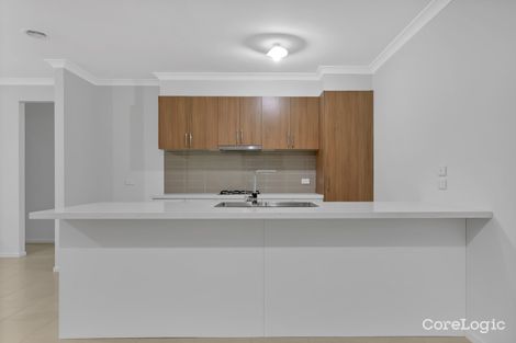 Property photo of 1 Edzell Place Craigieburn VIC 3064