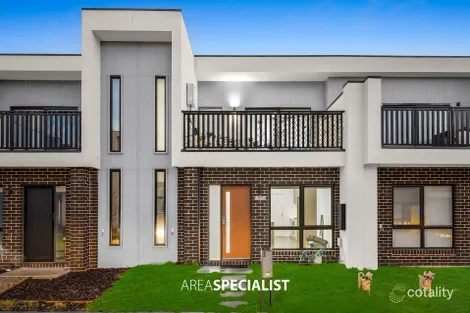 Property photo of 32 Myrtle Walk Cranbourne West VIC 3977