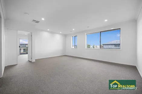 Property photo of 177 Frontier Avenue Aintree VIC 3336