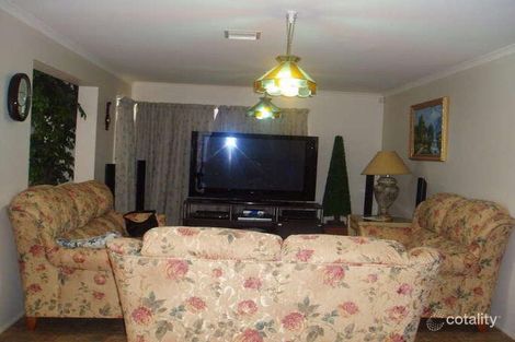 Property photo of 9 Hasluck Crescent Lynbrook VIC 3975