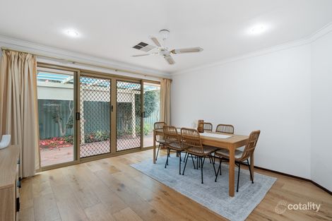 Property photo of 2/3 Bridges Road Melville WA 6156