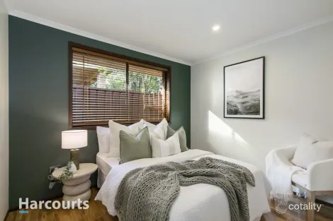 Property photo of 5 Pinto Place St Clair NSW 2759