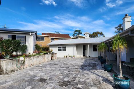 Property photo of 30 Asca Drive Green Point NSW 2251