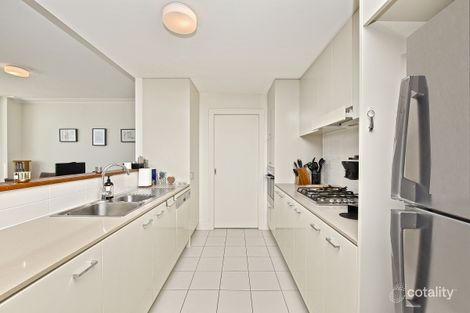 Property photo of 701/15-17 Peninsula Drive Breakfast Point NSW 2137