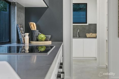 Property photo of 8 Ashmole Street Camp Hill QLD 4152