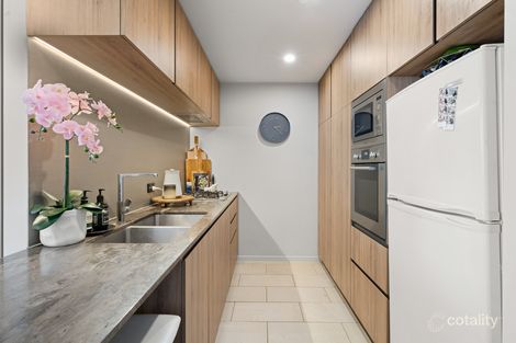Property photo of 405/27 Commercial Road Newstead QLD 4006