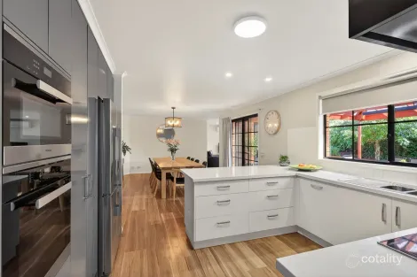 Property photo of 16 Evelyn Crescent Warrnambool VIC 3280