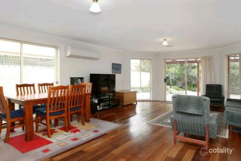 Property photo of 8 Springfield Close Caroline Springs VIC 3023