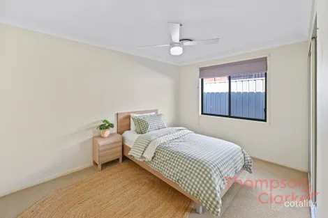 Property photo of 2 Holliday Close Rutherford NSW 2320