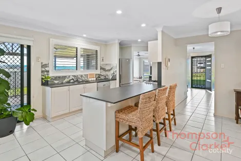 Property photo of 2 Holliday Close Rutherford NSW 2320