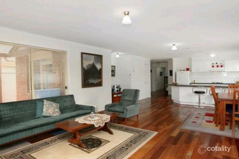 Property photo of 8 Springfield Close Caroline Springs VIC 3023