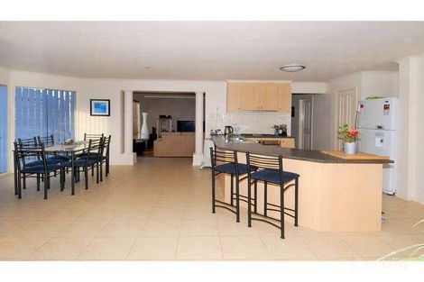 Property photo of 15 Carly Terrace Werribee VIC 3030