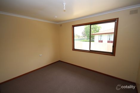 Property photo of 6 Oliver Place Tolland NSW 2650