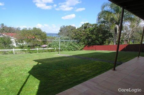 Property photo of 19 Berry Avenue Green Point NSW 2251