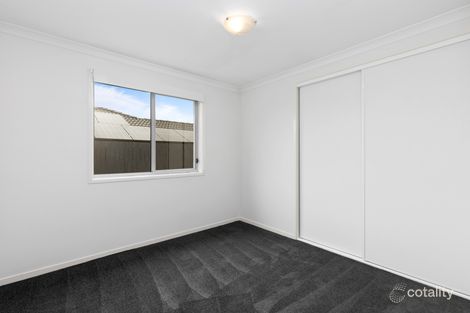 Property photo of 46 Rowland Street Macgregor ACT 2615