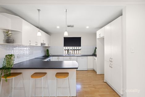 Property photo of 61 Jimmy Watson Drive Woodcroft SA 5162