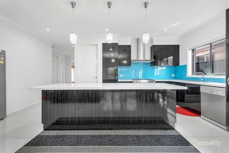 Property photo of 24 Evergreen Crescent Craigieburn VIC 3064