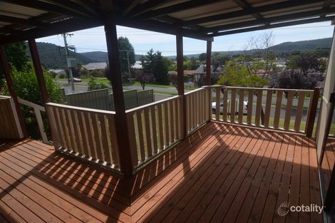 Property photo of 51 Musket Parade Lithgow NSW 2790