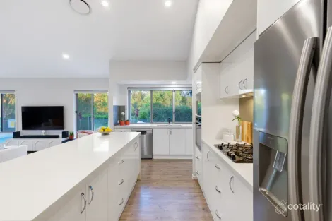 Property photo of 6 Tallaganda Lane Pimpama QLD 4209