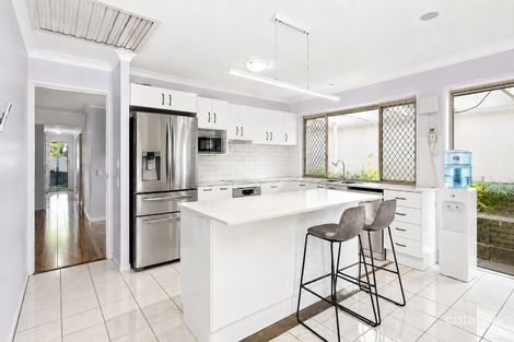 Property photo of 4 Griffith Court Forest Lake QLD 4078