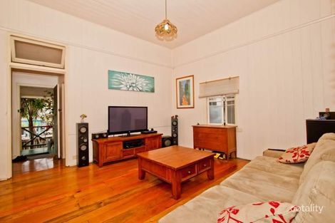 Property photo of 95 Annerley Road Woolloongabba QLD 4102