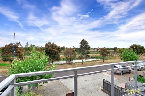 Property photo of 2/69 Hemsley Promenade Point Cook VIC 3030