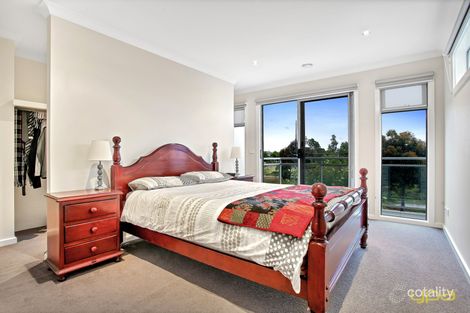 Property photo of 2/69 Hemsley Promenade Point Cook VIC 3030