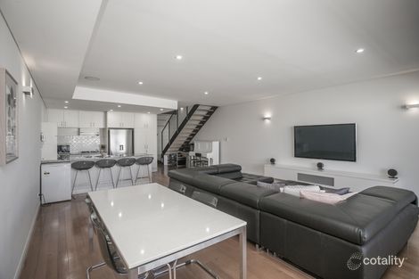 8/5 Centro Ave, Subiaco, WA 6008