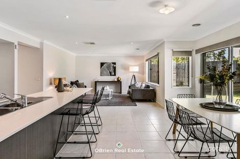 Property photo of 2 Bitalli Place Sandhurst VIC 3977