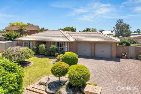 38 St Andrews Dr, Werribee, VIC 3030
