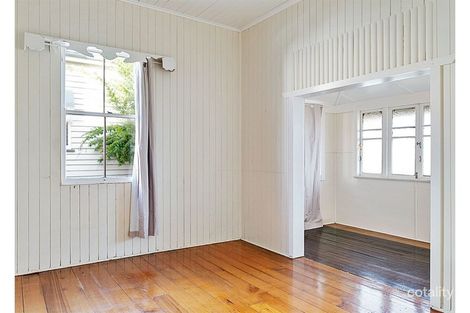 Property photo of 71 Alford Street Mount Lofty QLD 4350