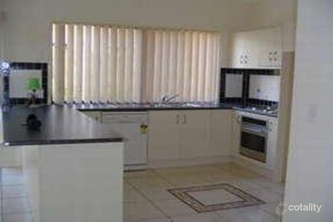 Property photo of 8 Jetty Walk Forest Lake QLD 4078