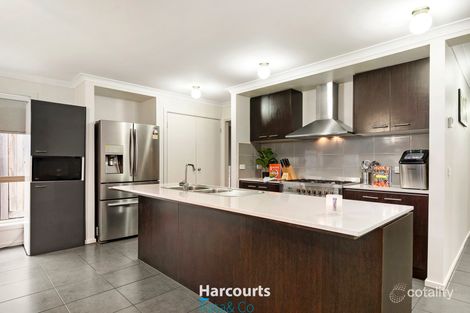 Property photo of 17 Farmley Way Wollert VIC 3750