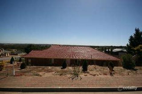 58 Horseshoe Dr, Woodcroft, SA 5162
