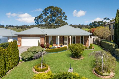 8 Morilla Ct, Gisborne, VIC 3437