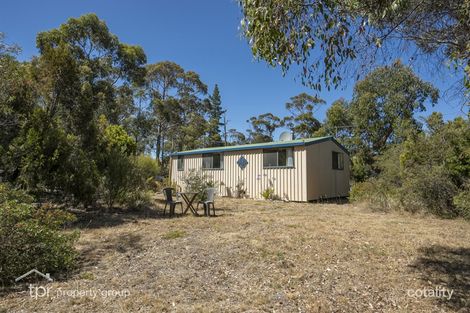 Property photo of 20 Sandrock Loop Abels Bay TAS 7112