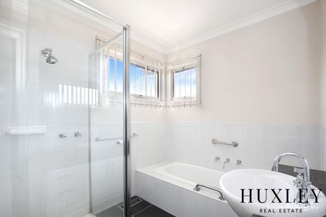 Property photo of 1/91 Nell Street Greensborough VIC 3088