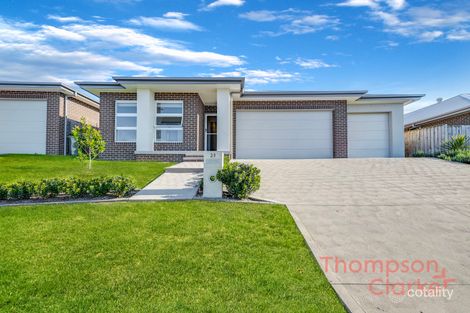 39 Friarbird Rdge, Aberglasslyn, NSW 2320