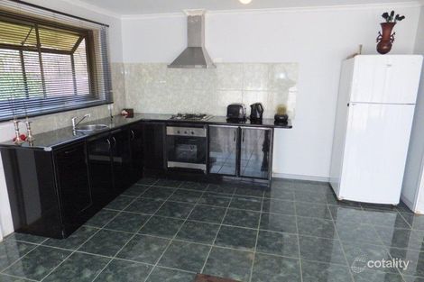 13 Wattle Cres, Churchill, VIC 3842