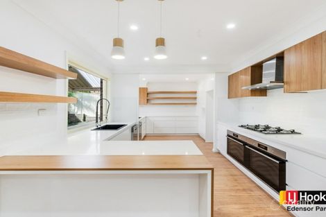 Property photo of 27 Ringarooma Circuit West Hoxton NSW 2171
