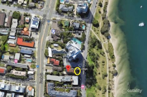 Property photo of 2/228 Marine Parade Labrador QLD 4215